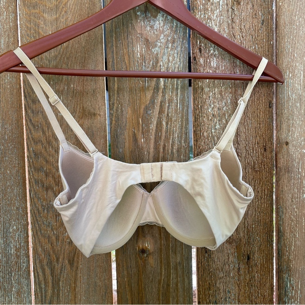 CALVIN KLEIN Women’s Classic T Shirt Bra Beige Nude Size 32D - Picture 6 of 11